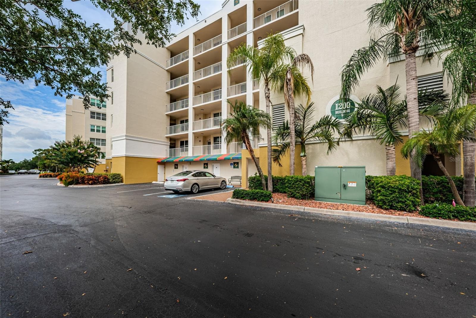 1200 Country Club Dr #5101 photo 2