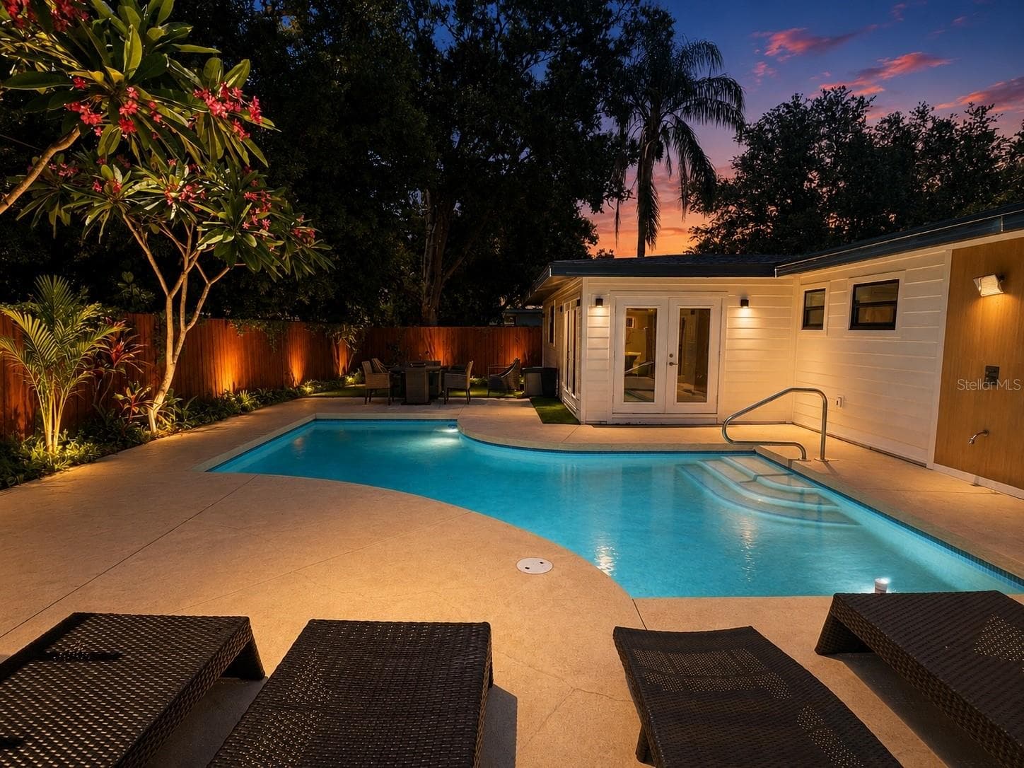 4460 Emerald Ridge Dr photo 5