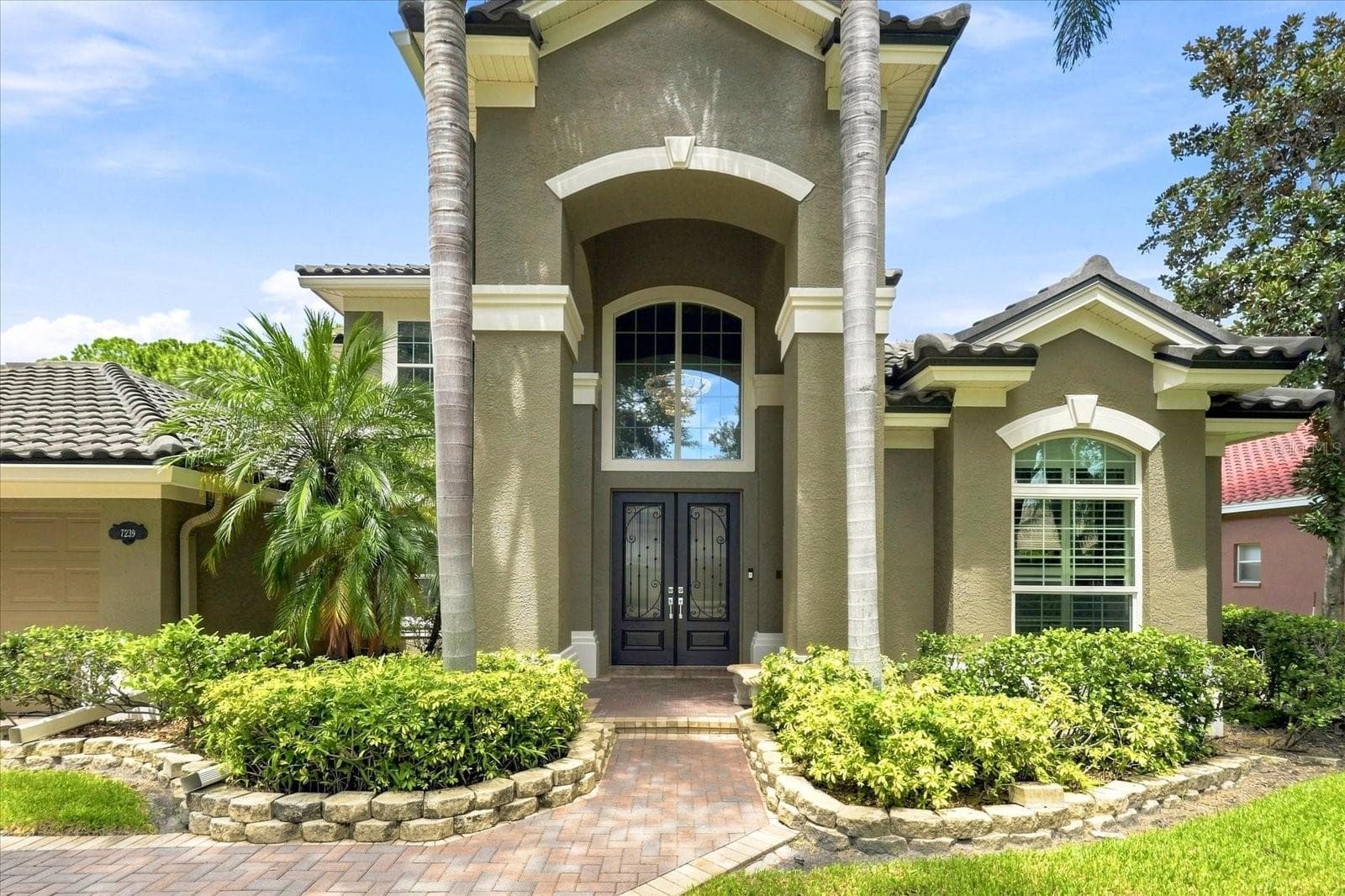 7239 Bryce Pt N photo 3