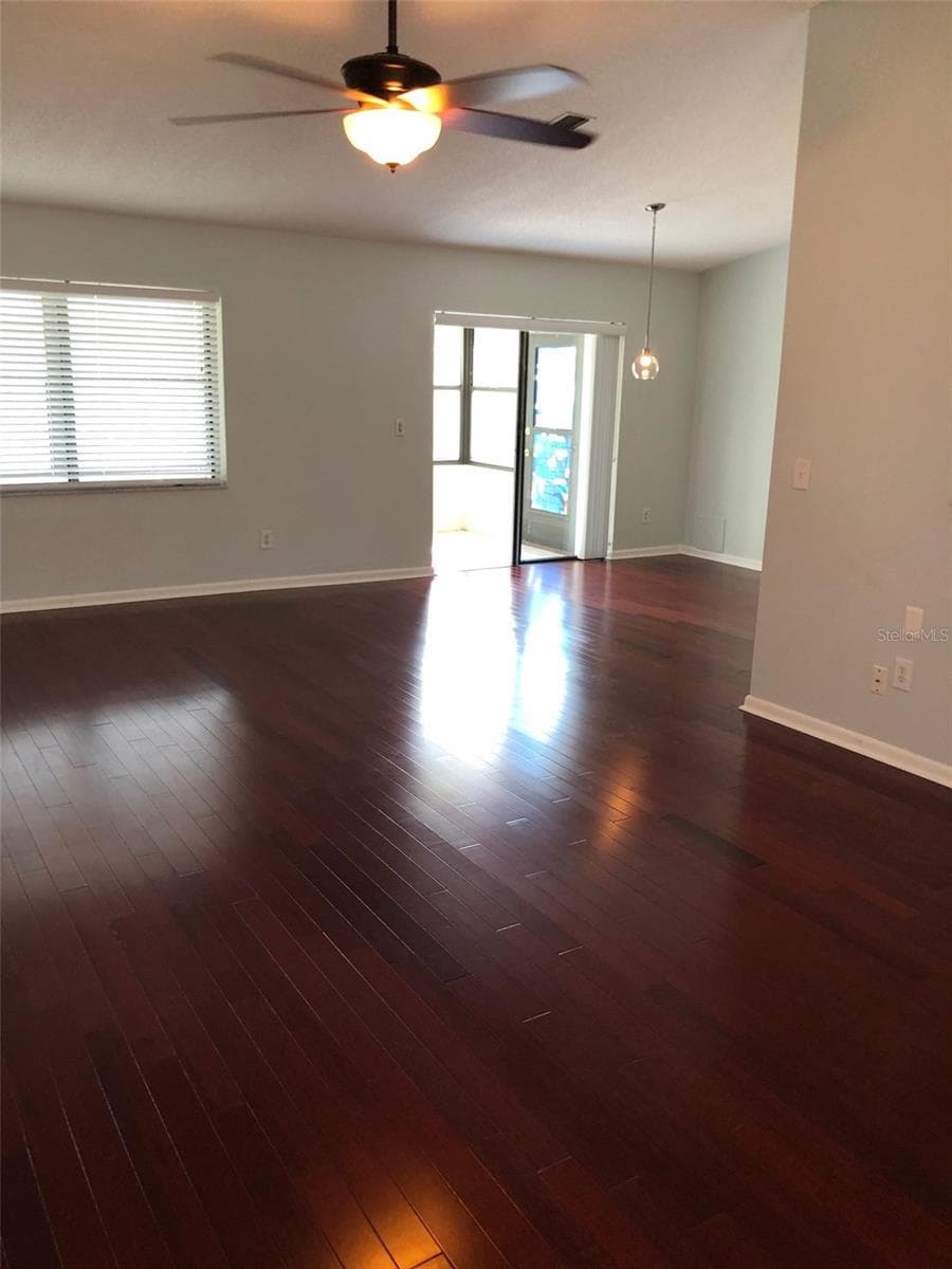 1693 Nash CT photo 5