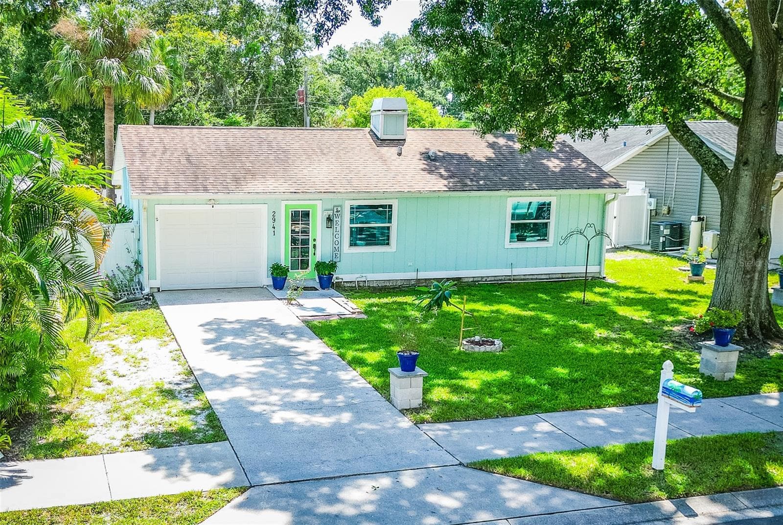 2941 Bay View Dr