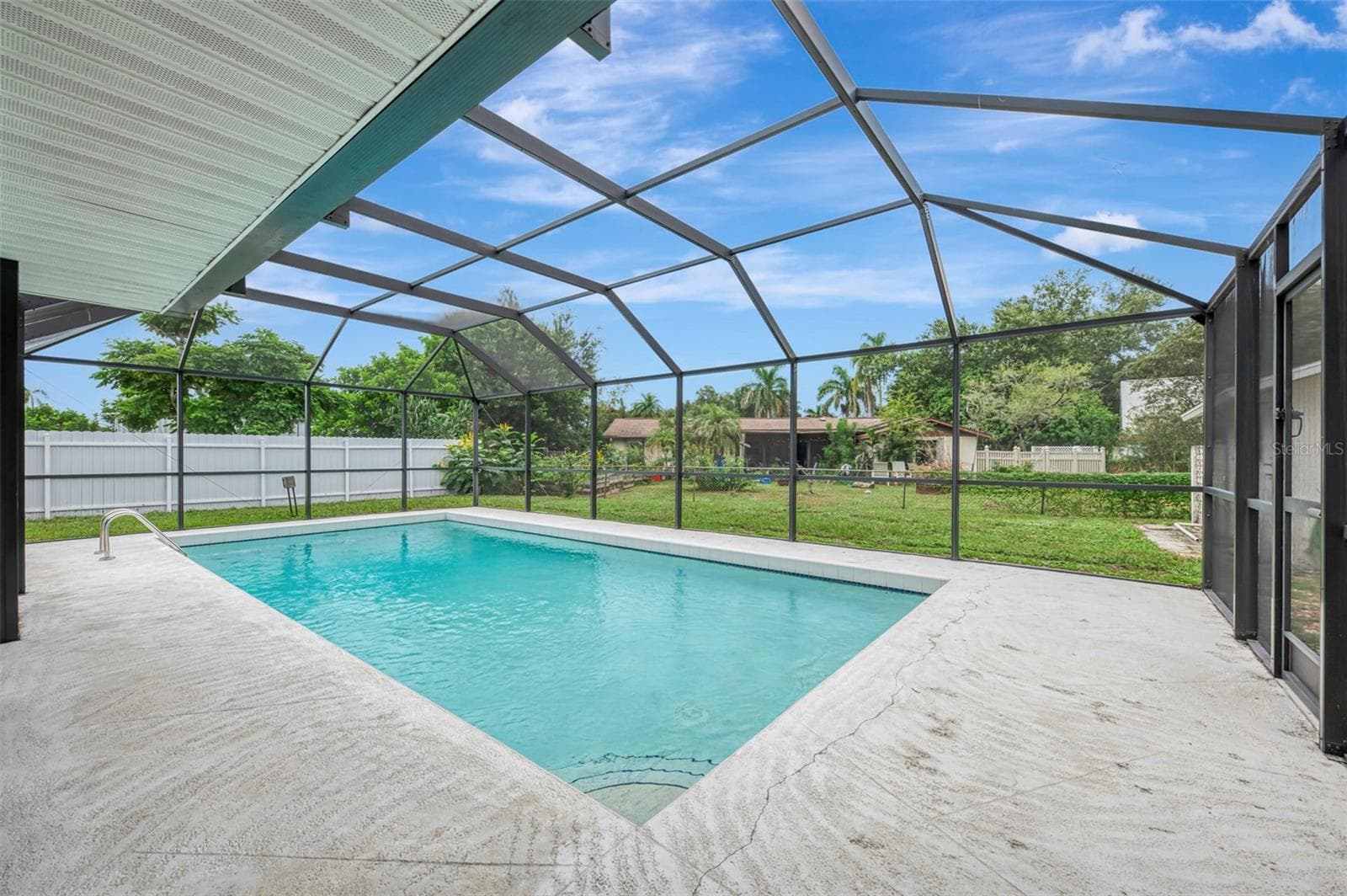 3727 Prado Dr photo 3