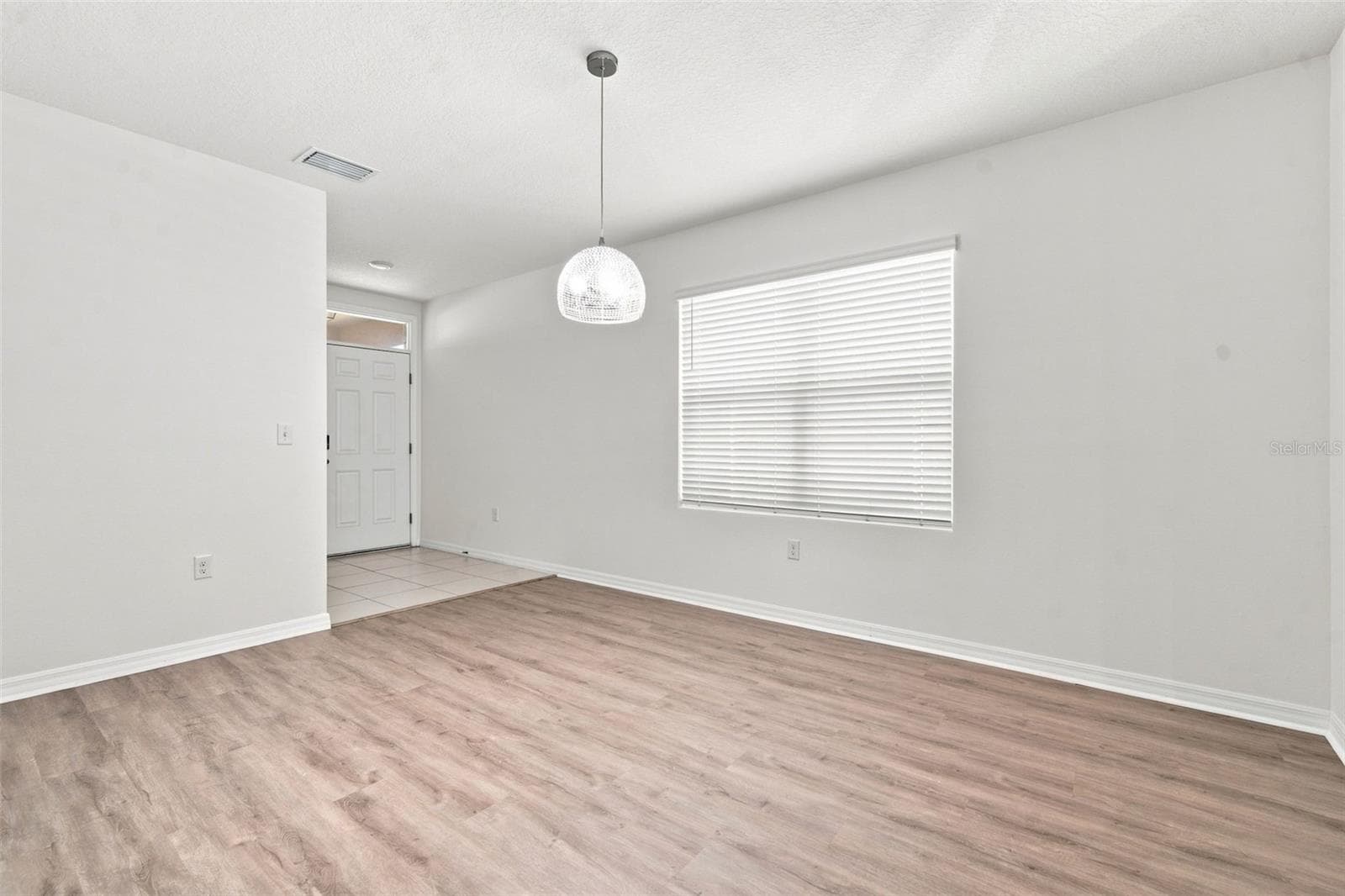 10920 Carlton Fields Dr photo 4