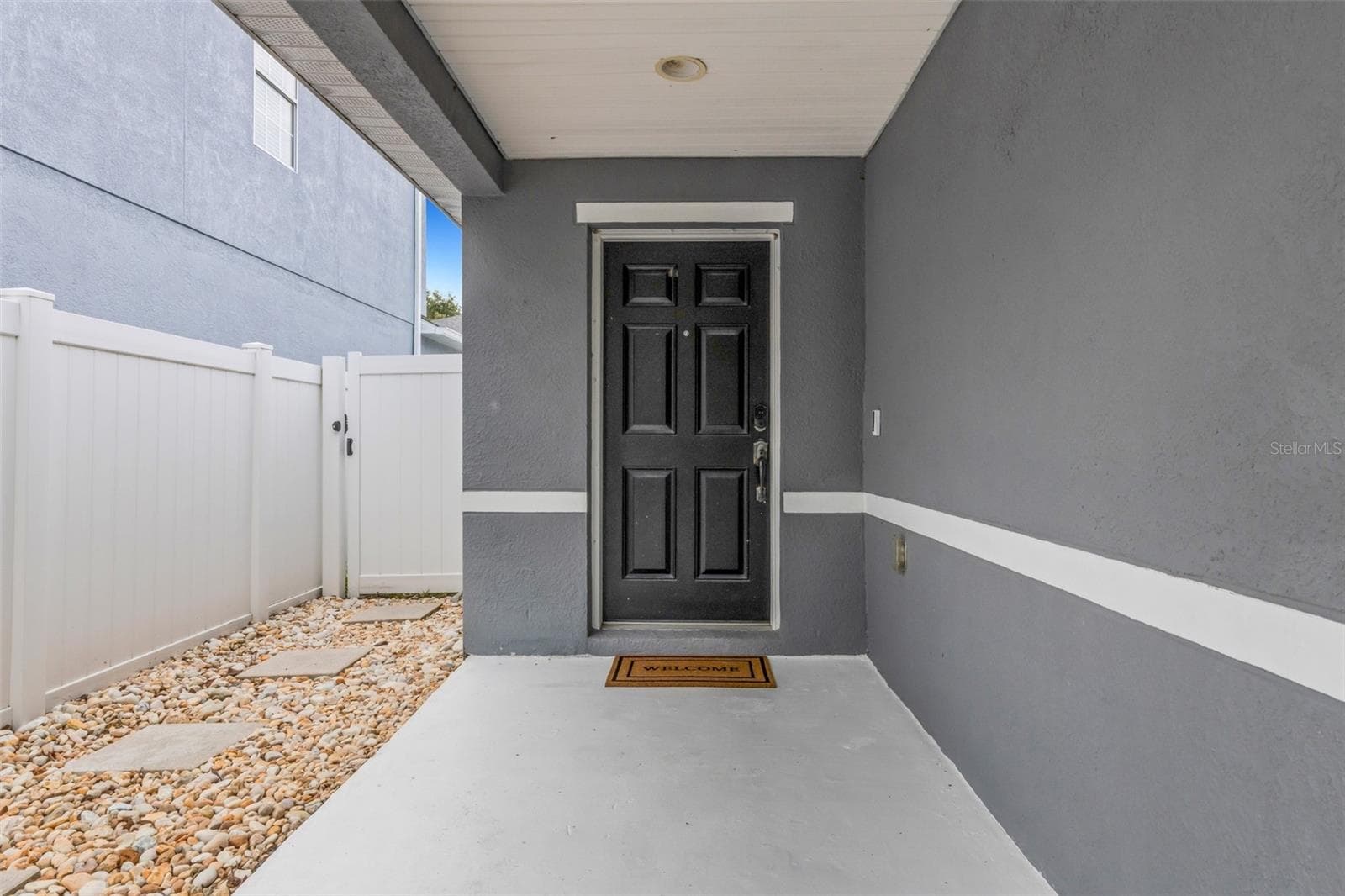 11136 Golden Silence Dr photo 4