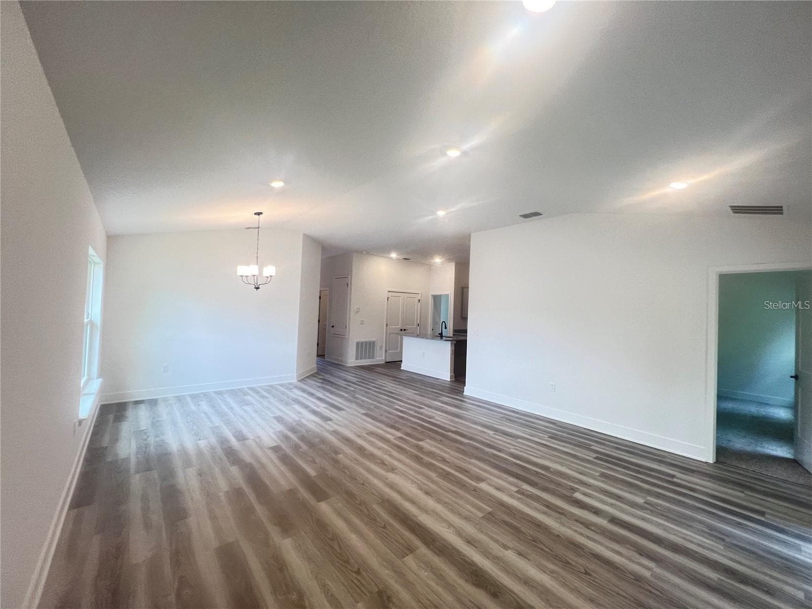 3648 Lindbergh St photo 4