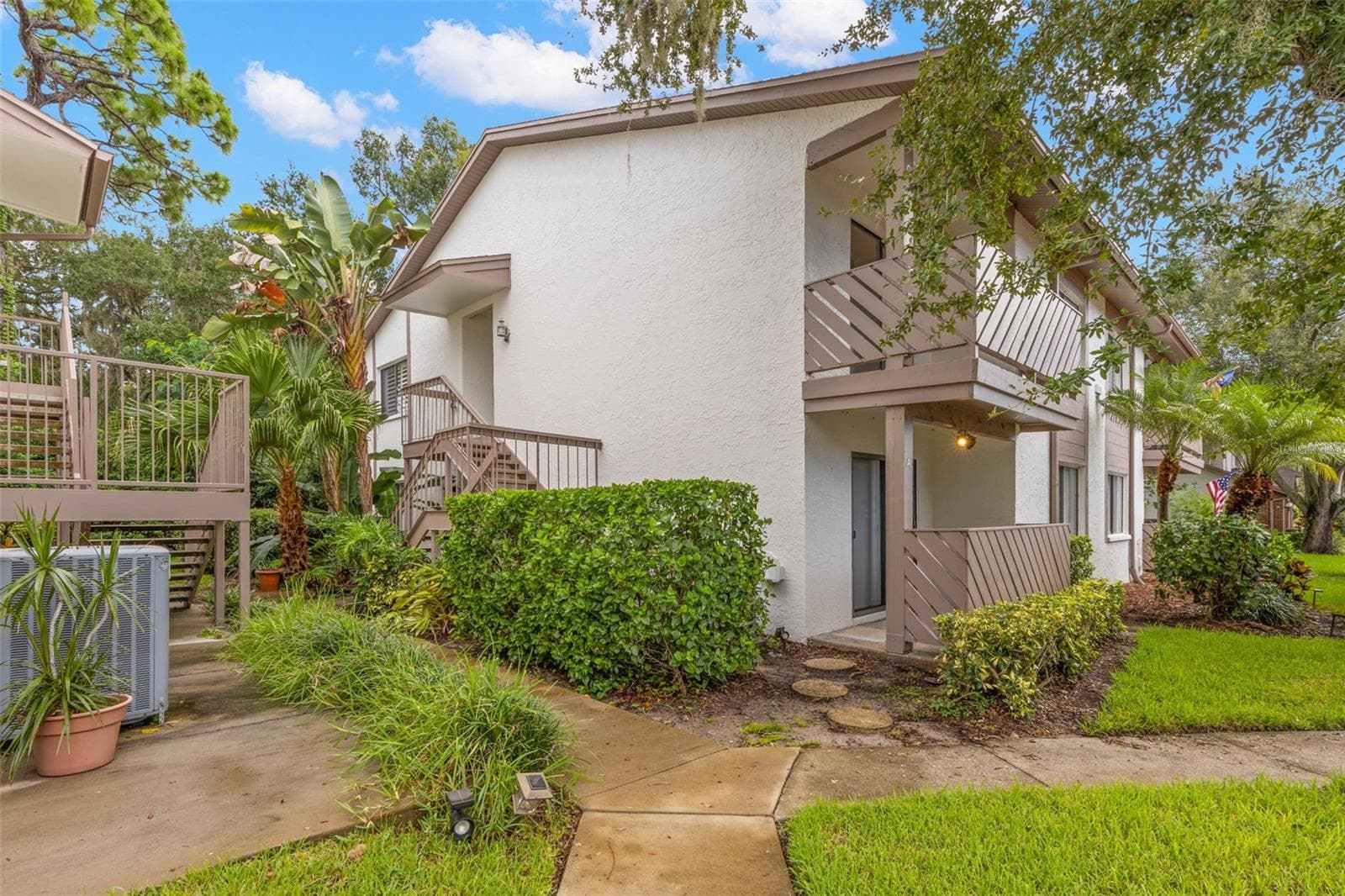 631 Fairmont Ave #C