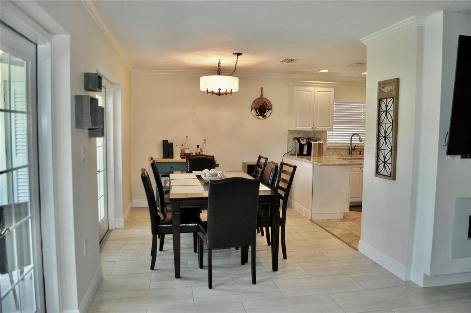 150 Poole Pl photo 5
