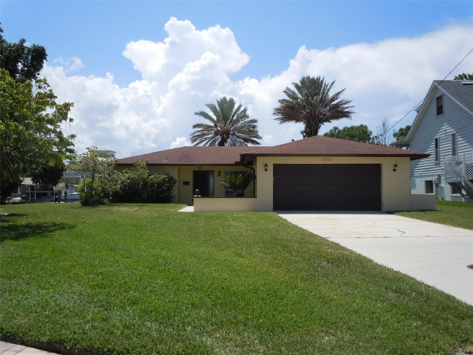 4850 Bonito Dr photo 2