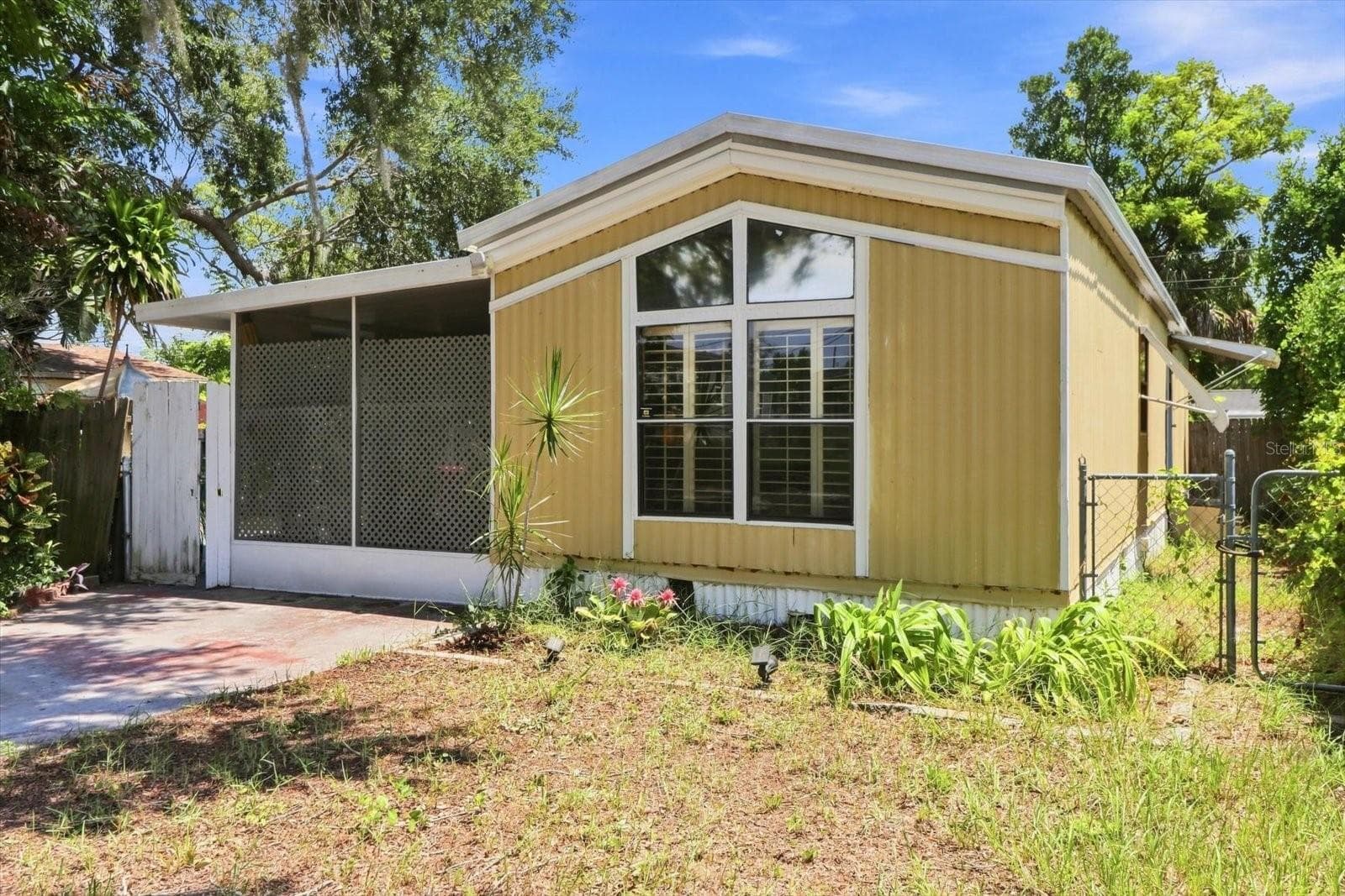 8844 Mike St photo 4