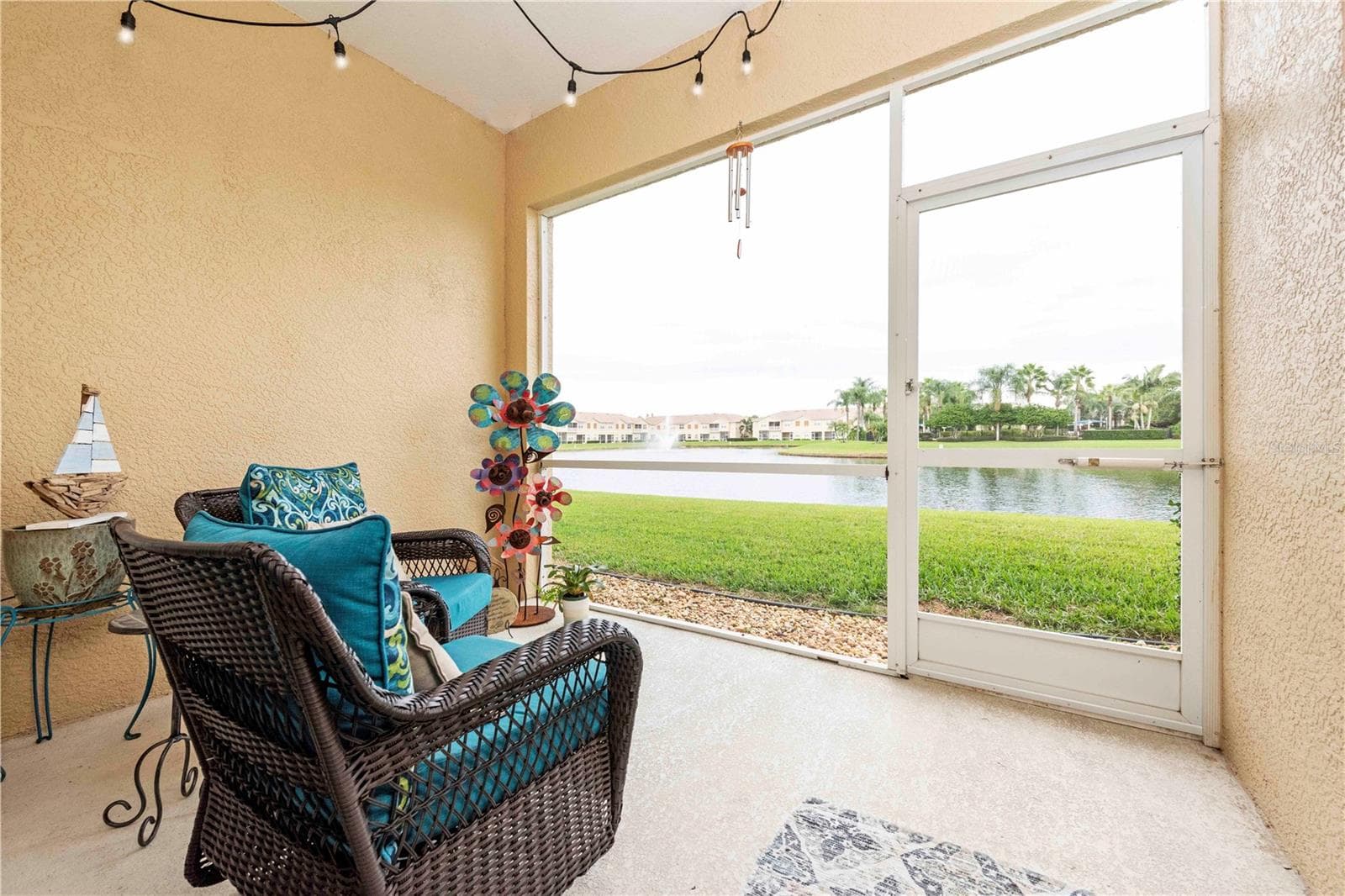 3698 Parkridge Cir #26-104 photo 5