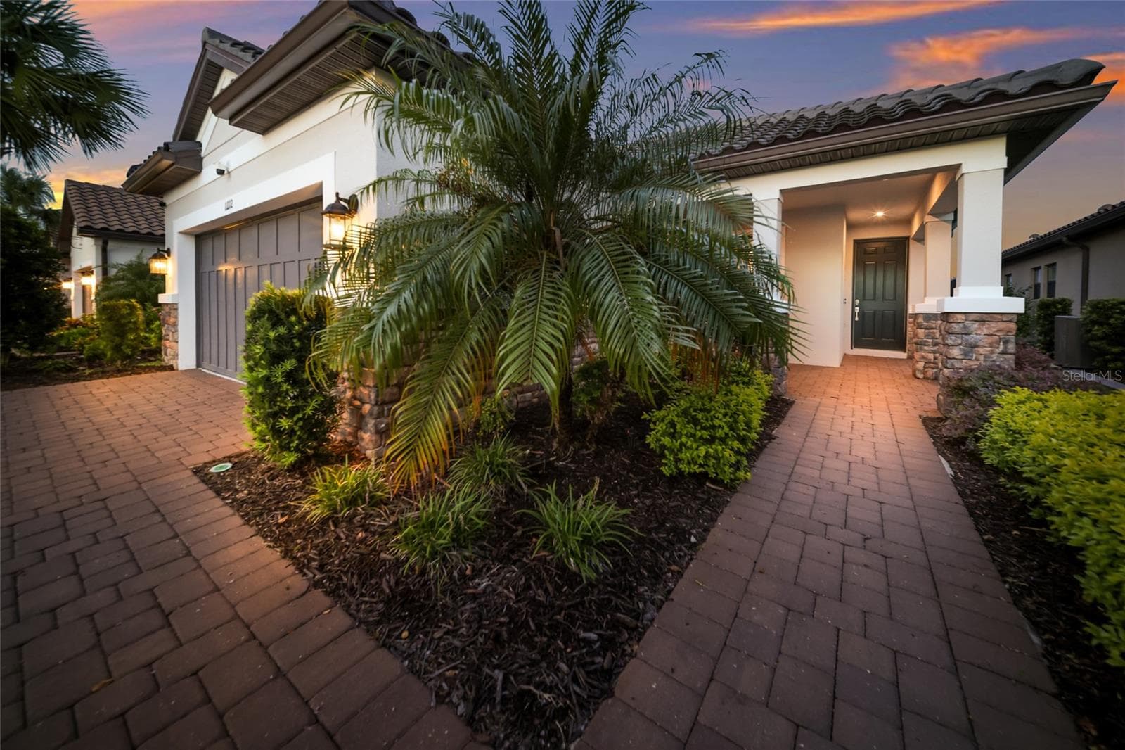 11112 Devonbridge Dr photo 4