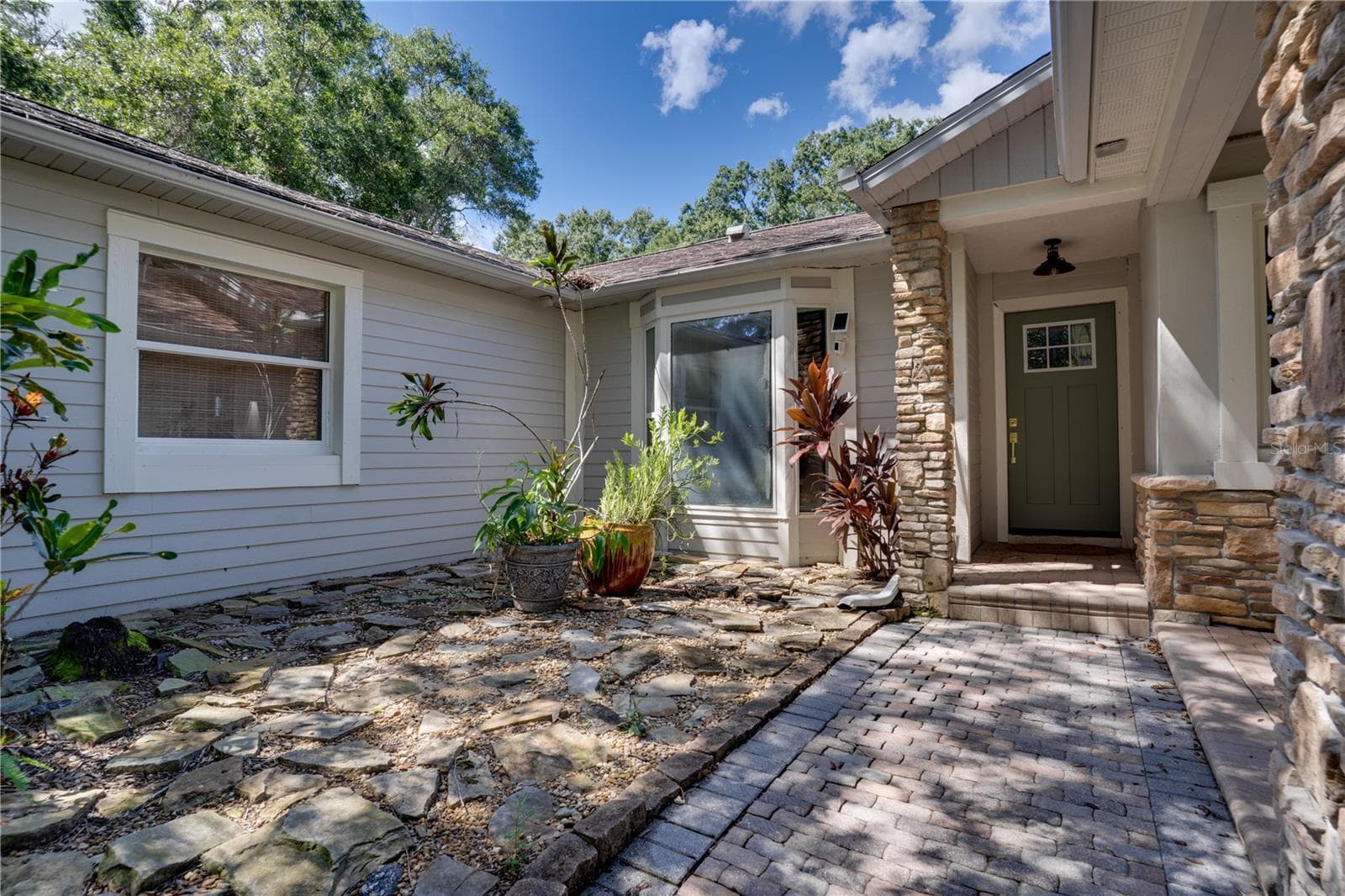 12511 Palomino CT photo 4