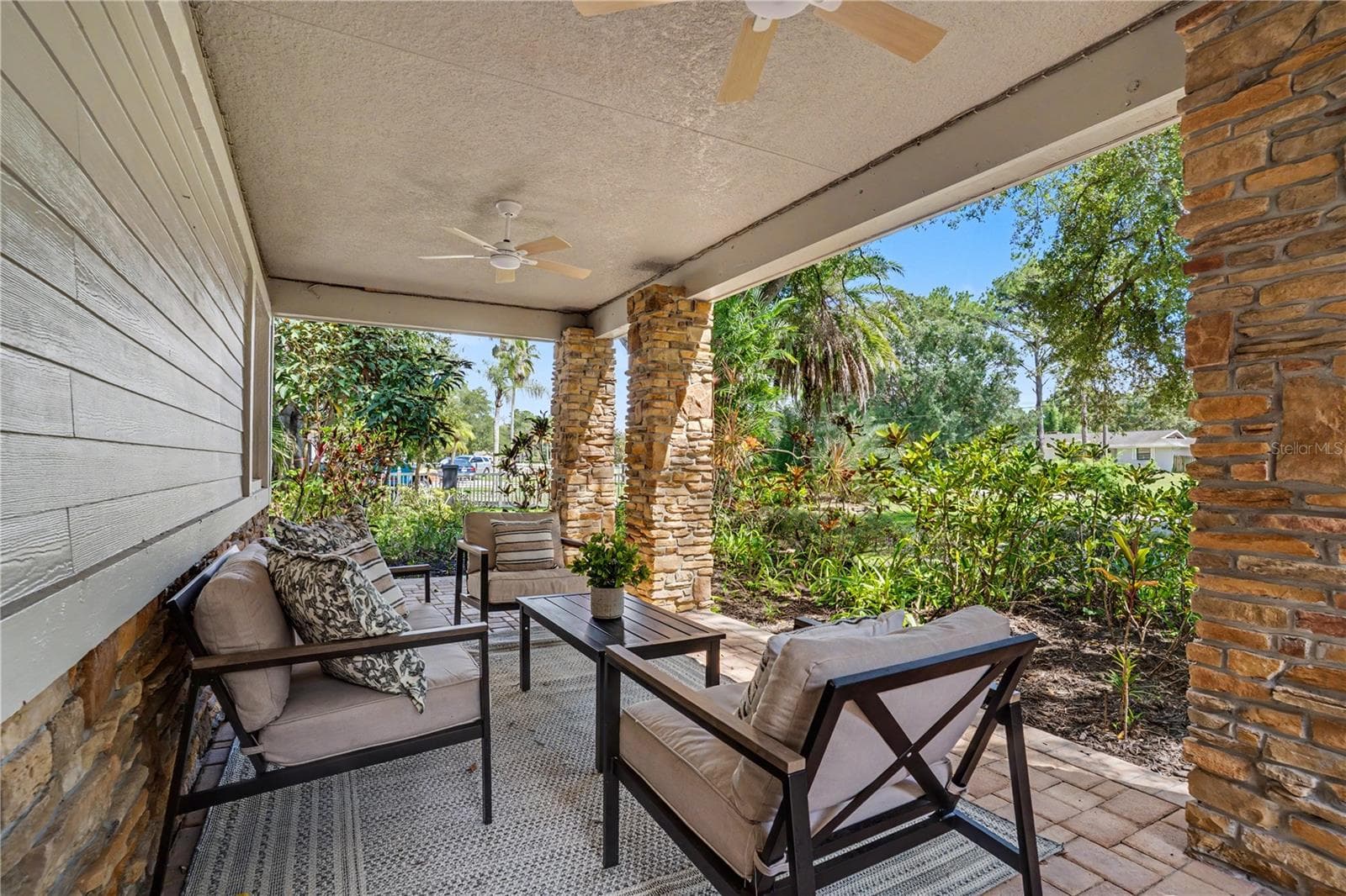 12511 Palomino CT photo 5