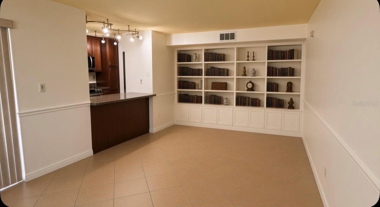 770 N Village Lake Ter N #203 photo 4