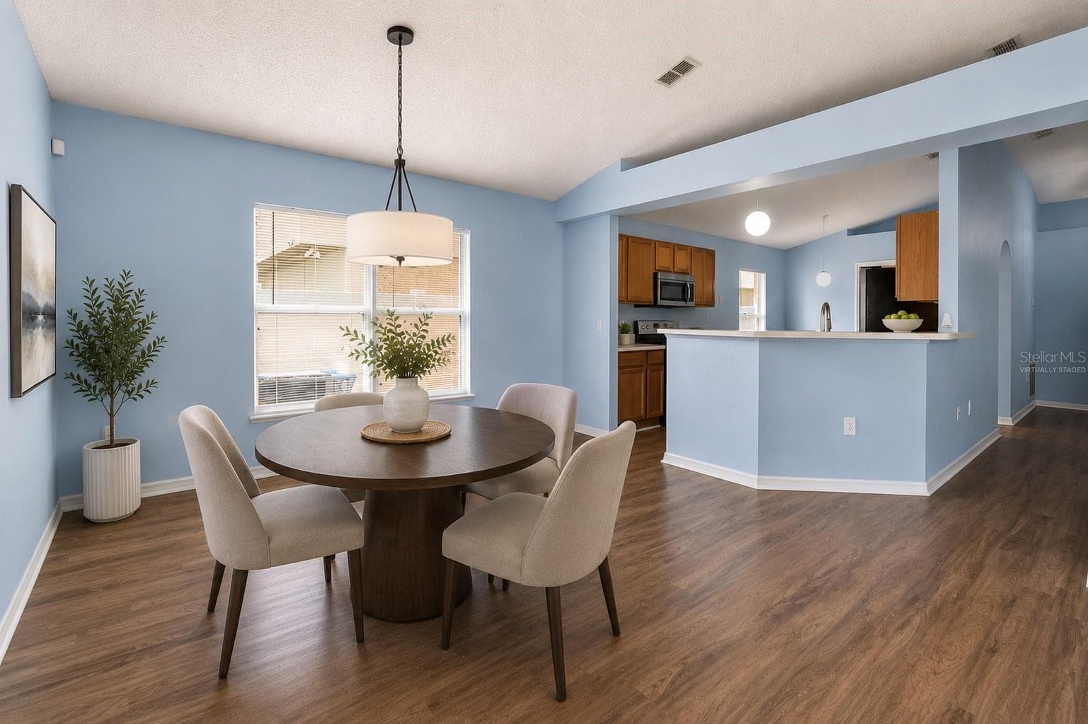 12639 Lake Vista Dr photo 4