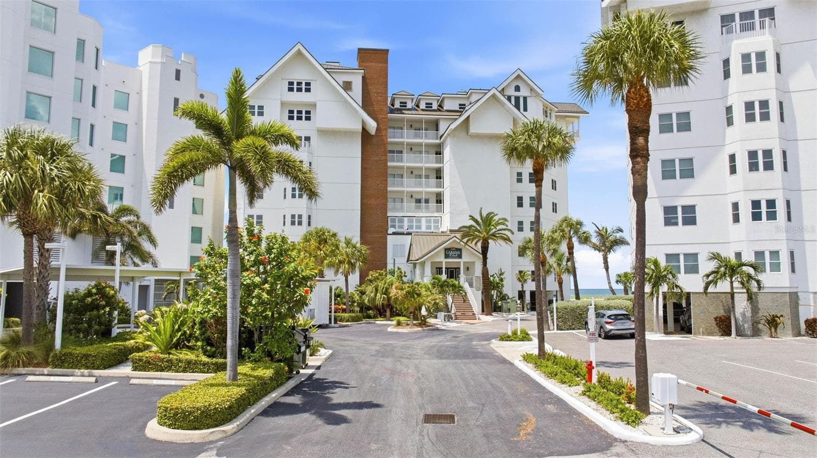 1586 Gulf Blvd #2502 photo 2