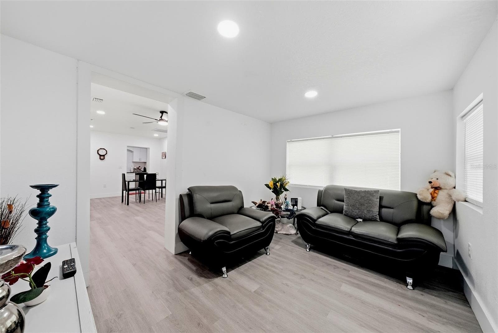 10124 N Hyacinth Ave photo 2