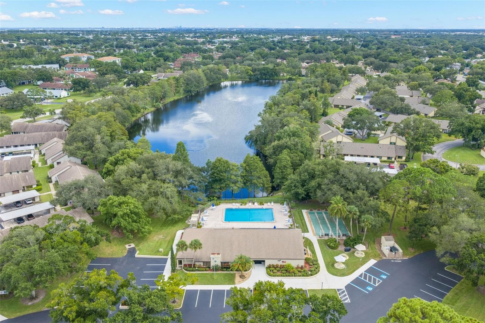 2502 Royal Pines Cir #5C photo 2