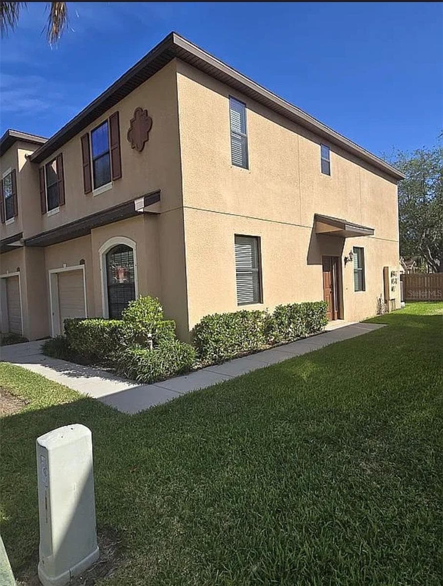 10259 Villa Palazzo CT photo 2