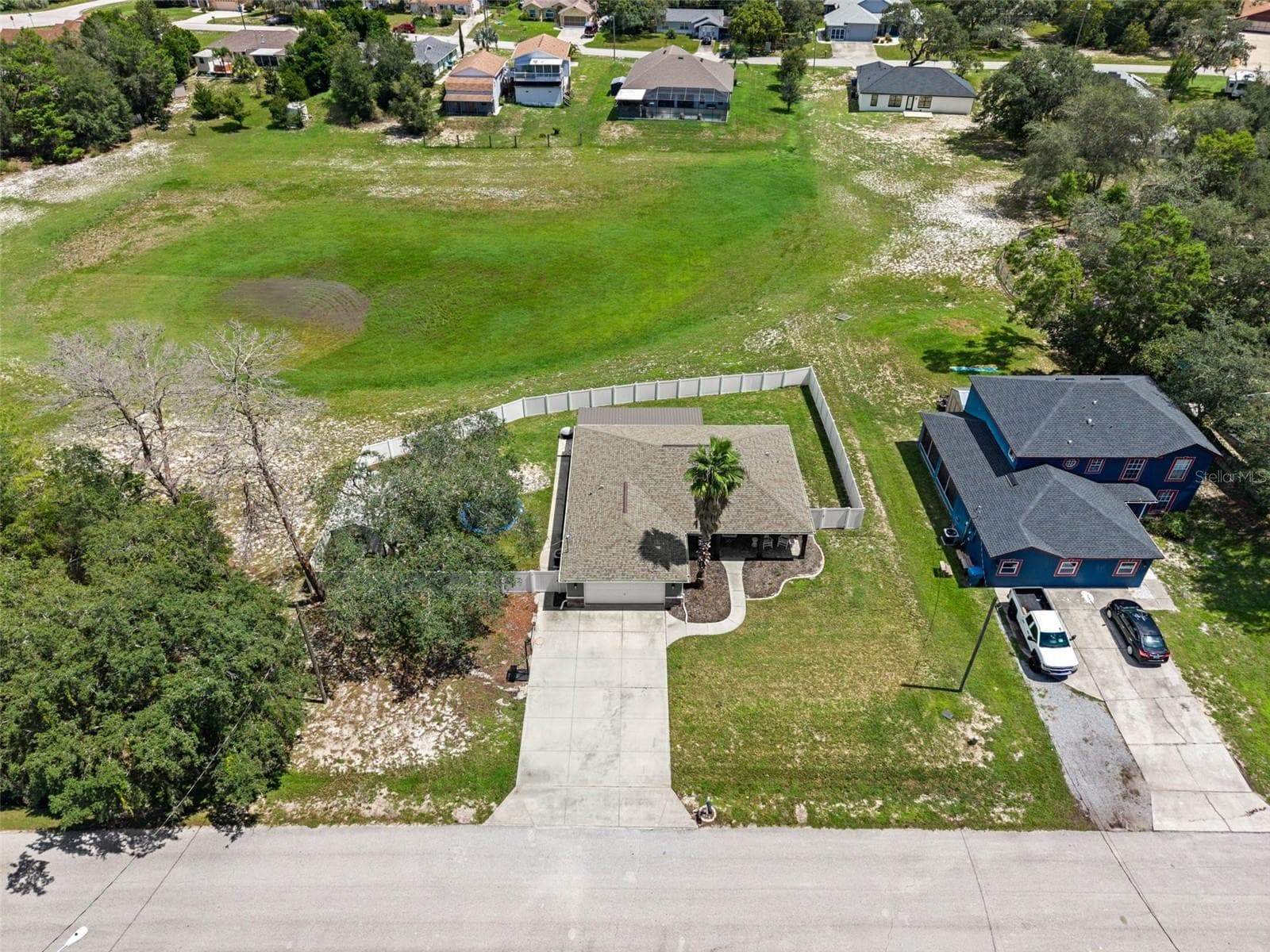 10225 Jollett St photo 5