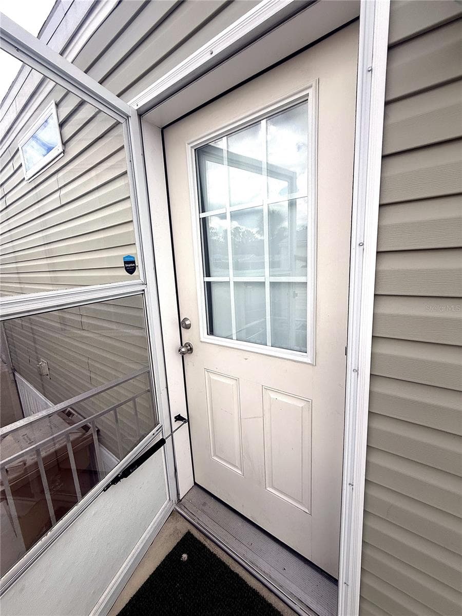 7060 Fairview Village Cir