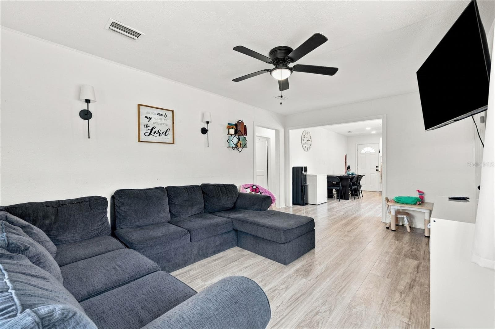 807 E Orchid Ave photo 5