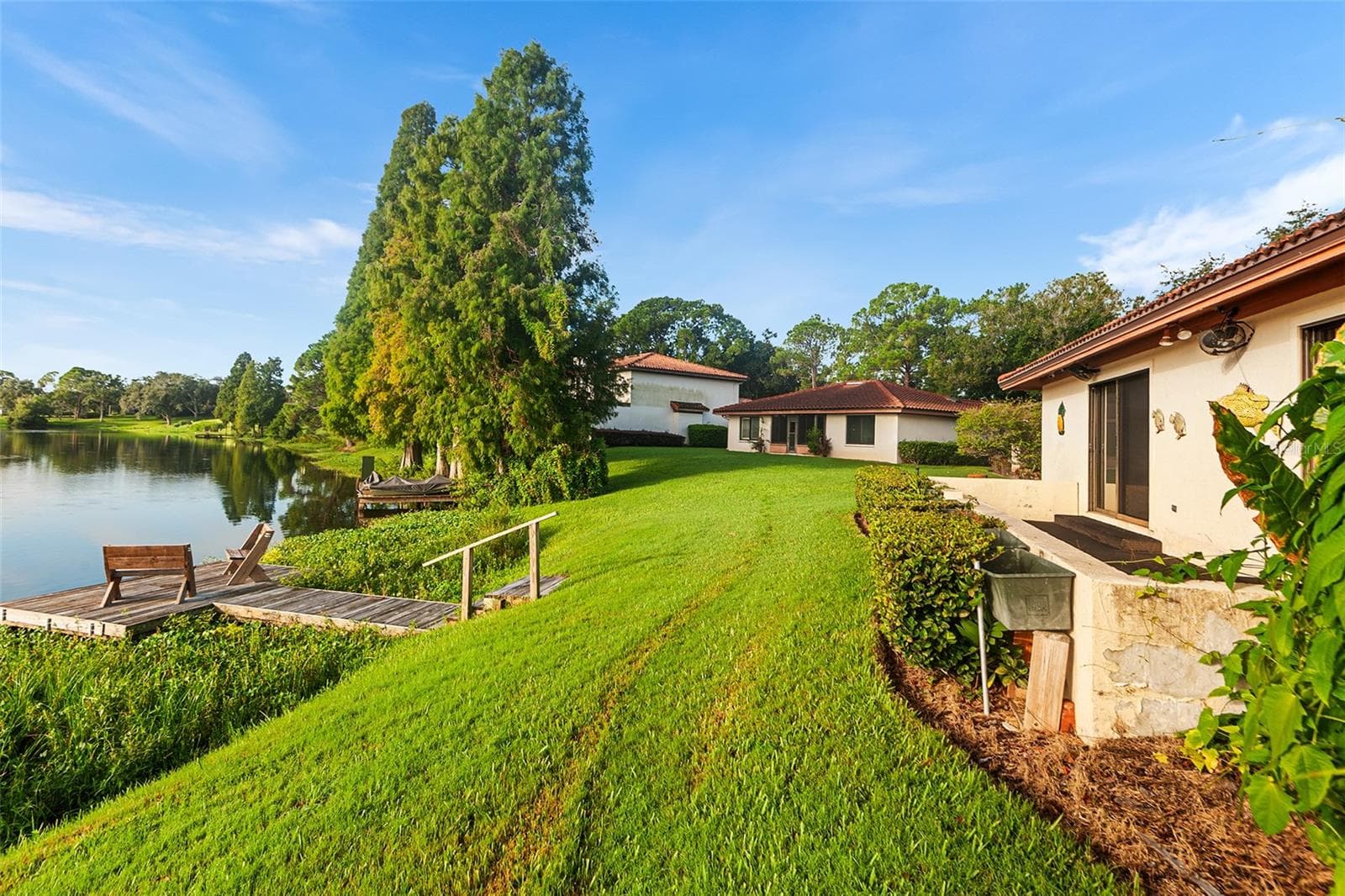 1007 Rolling Woods Ln photo 5