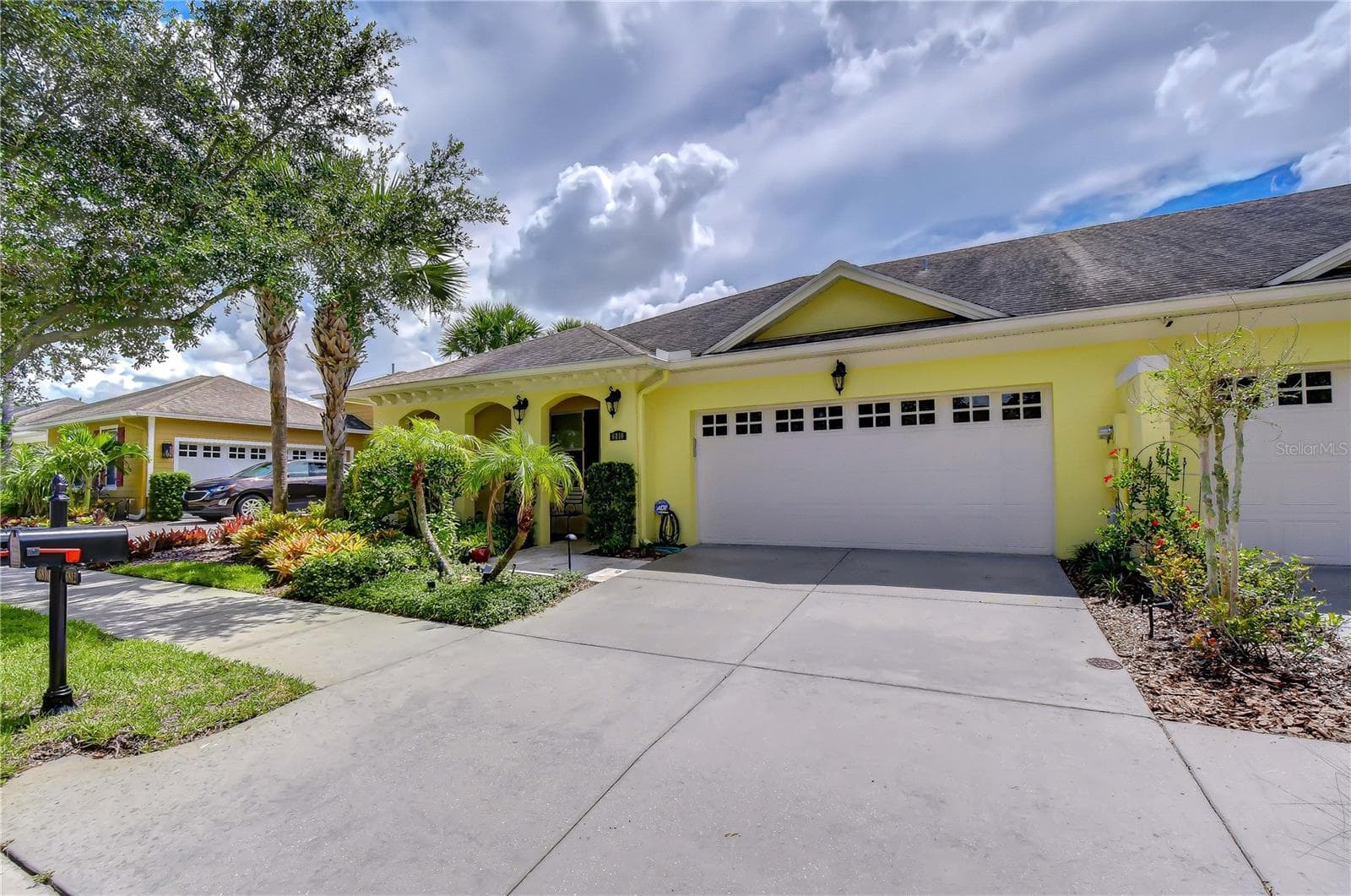6810 Muncaster CT photo 3