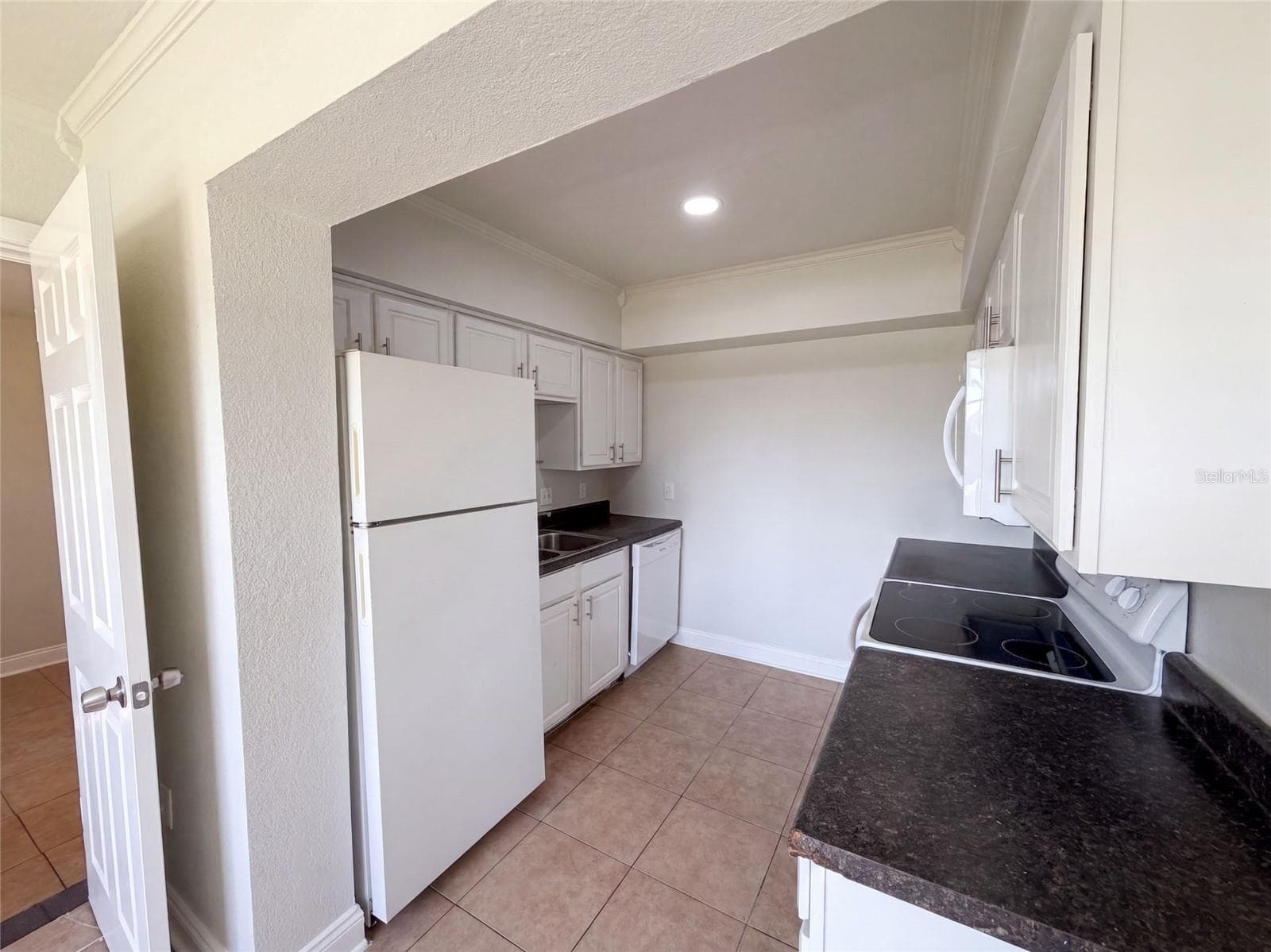 3225 Cleveland Heights Blvd photo 2