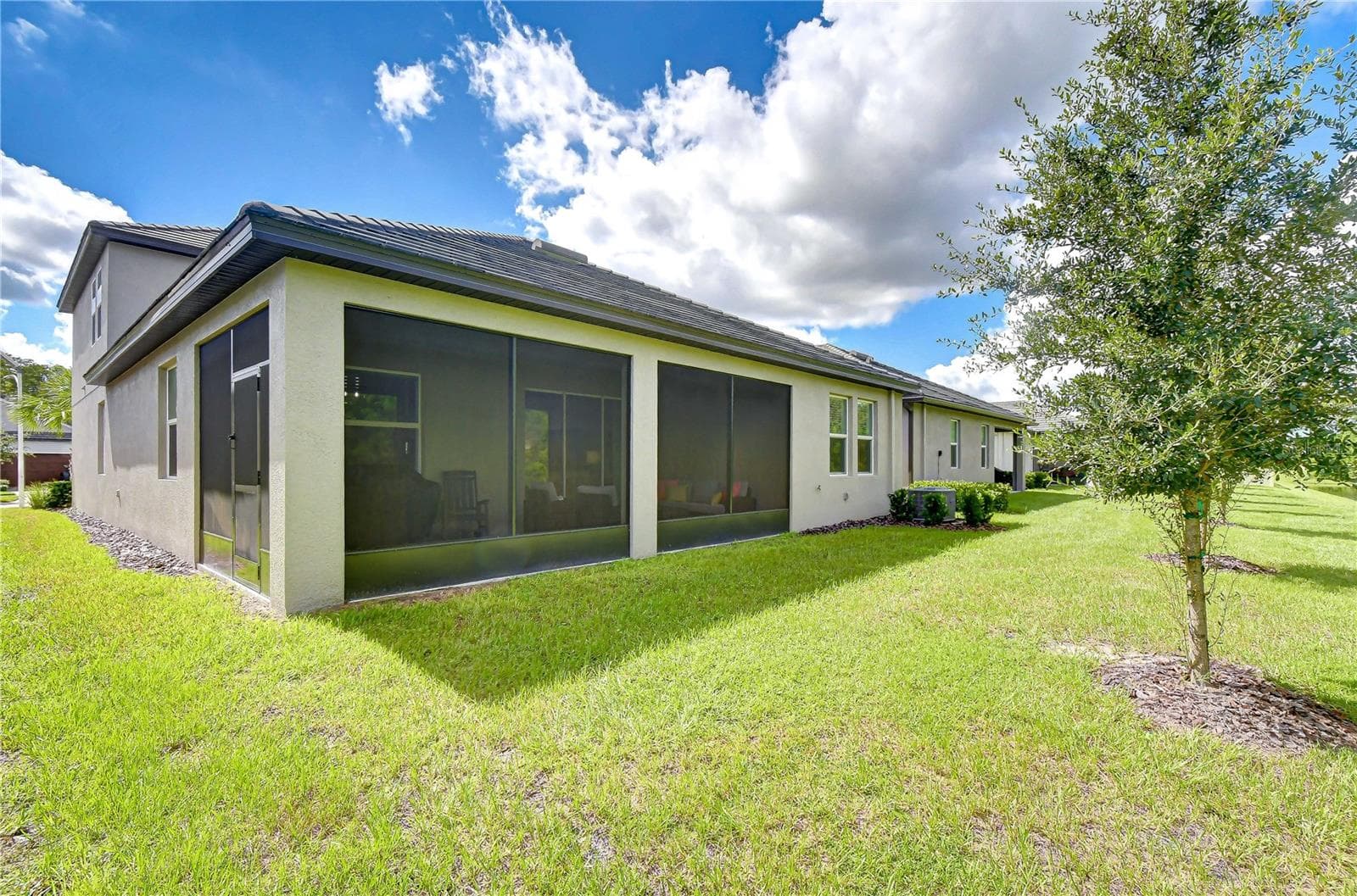 10577 Banyan Breeze Blvd photo 2