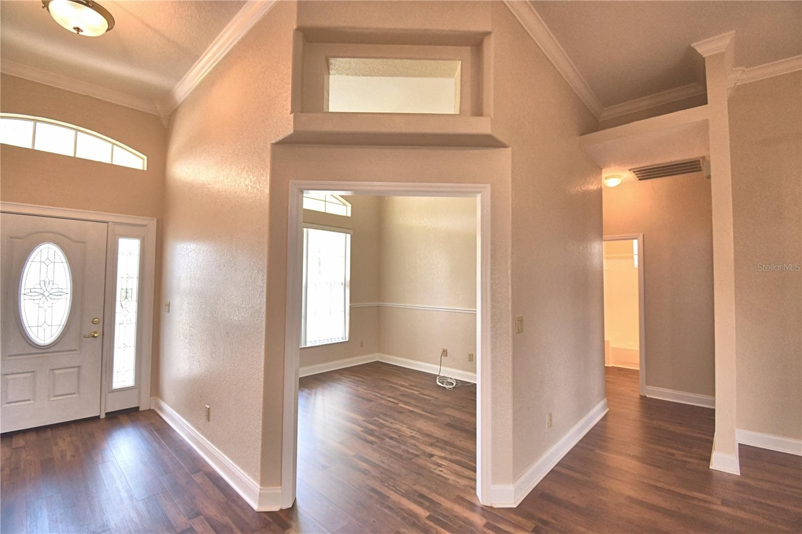 754 Santa Maria Dr photo 4