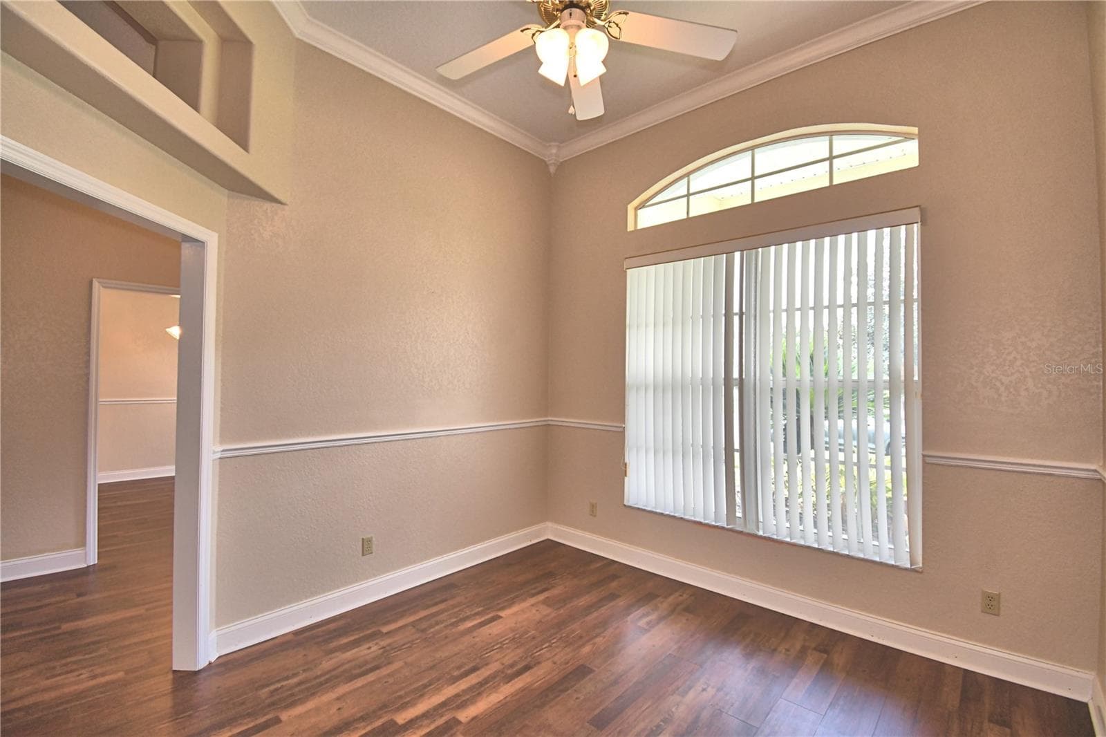 754 Santa Maria Dr photo 5