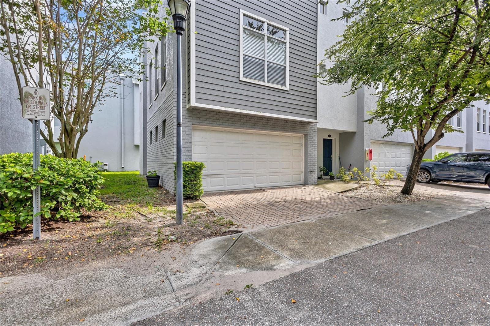 4512 Bay Spring CT photo 2