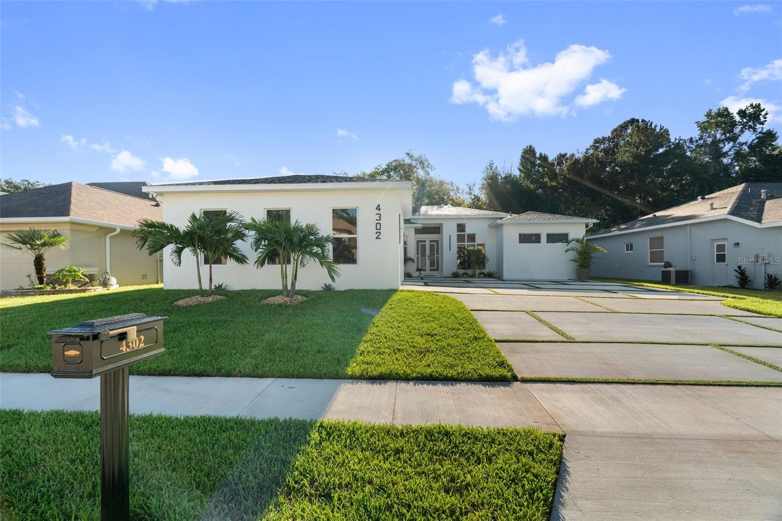 4302 Gevalia Dr photo 3
