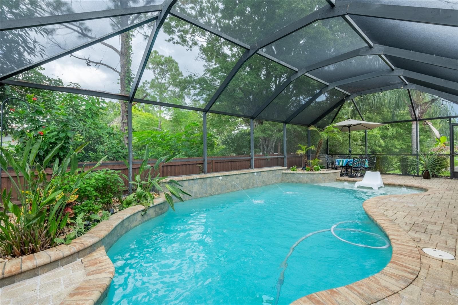 10274 Oasis Palm Dr photo 3