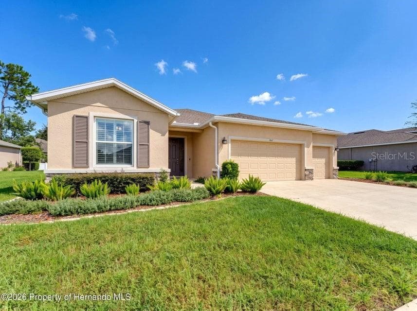 13607 Fairdale Ln photo 3