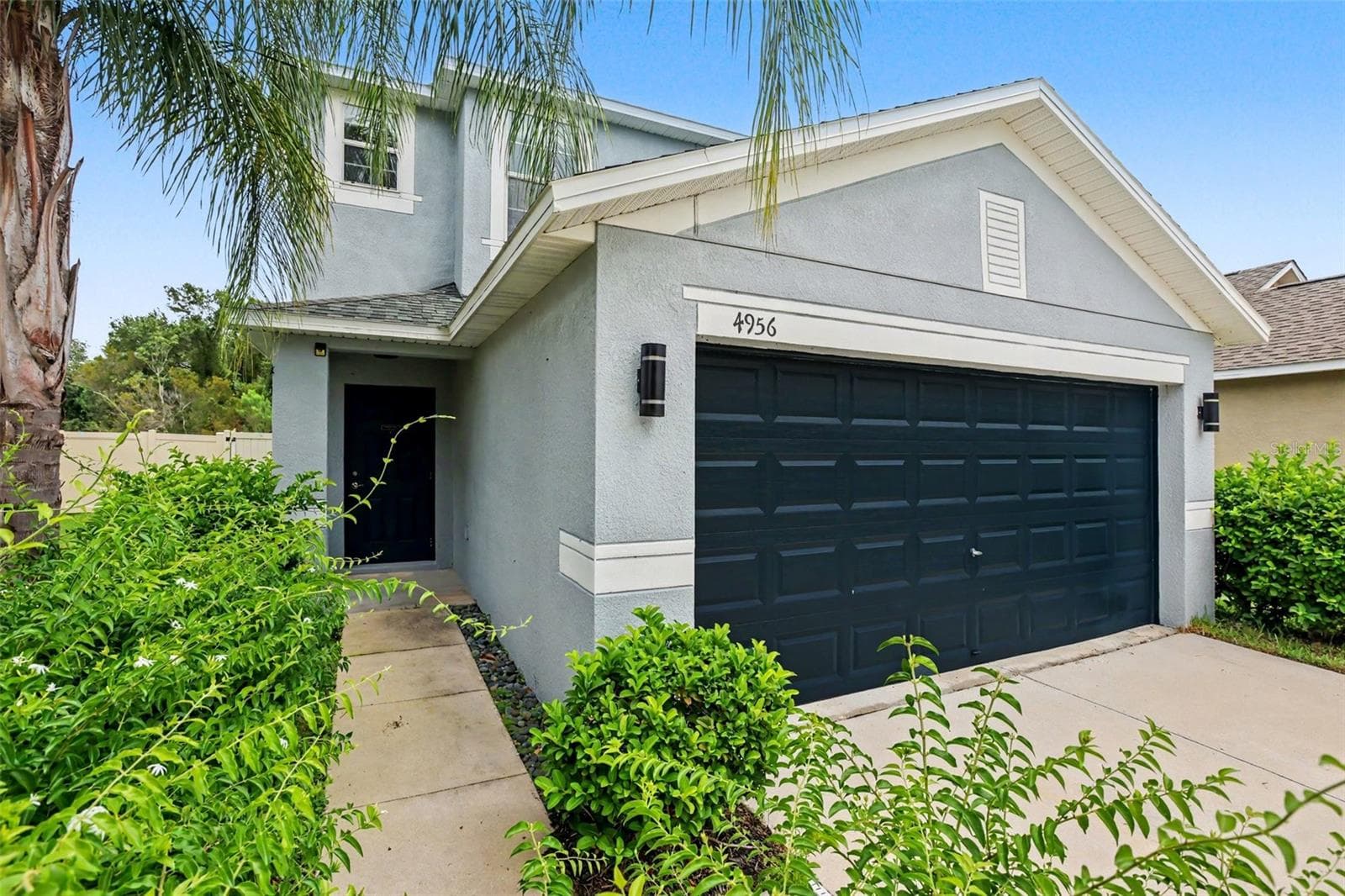 4956 Reflecting Pond Cir photo 3