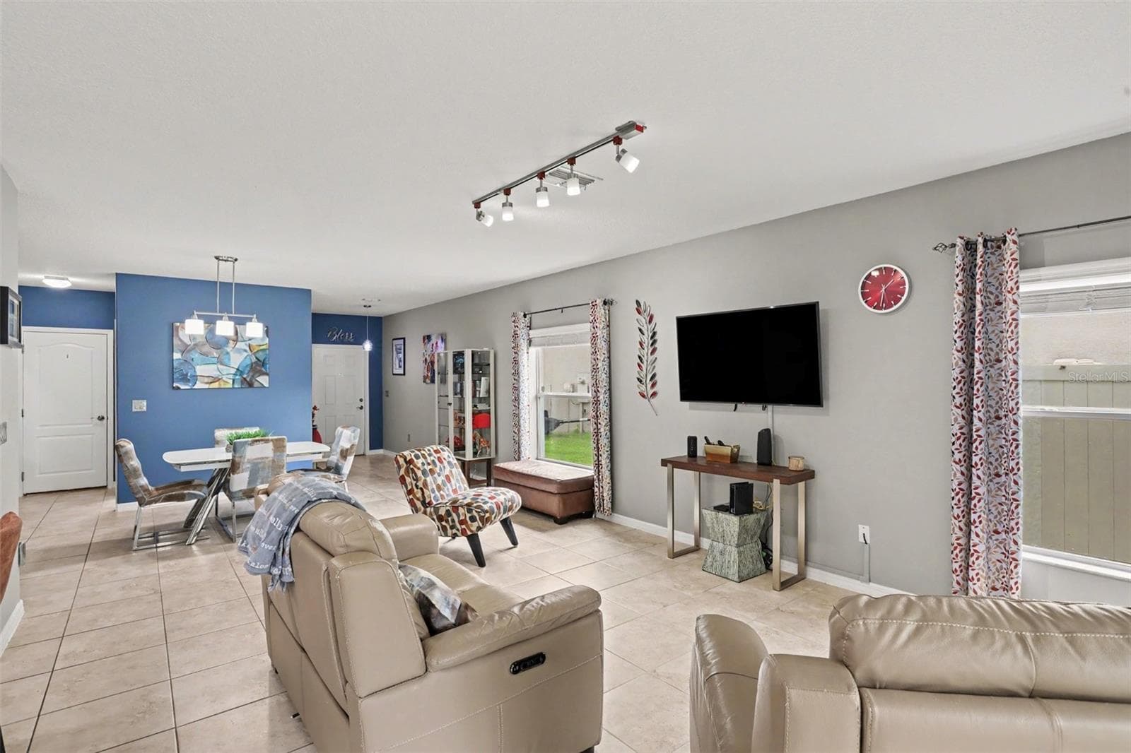 4956 Reflecting Pond Cir photo 4