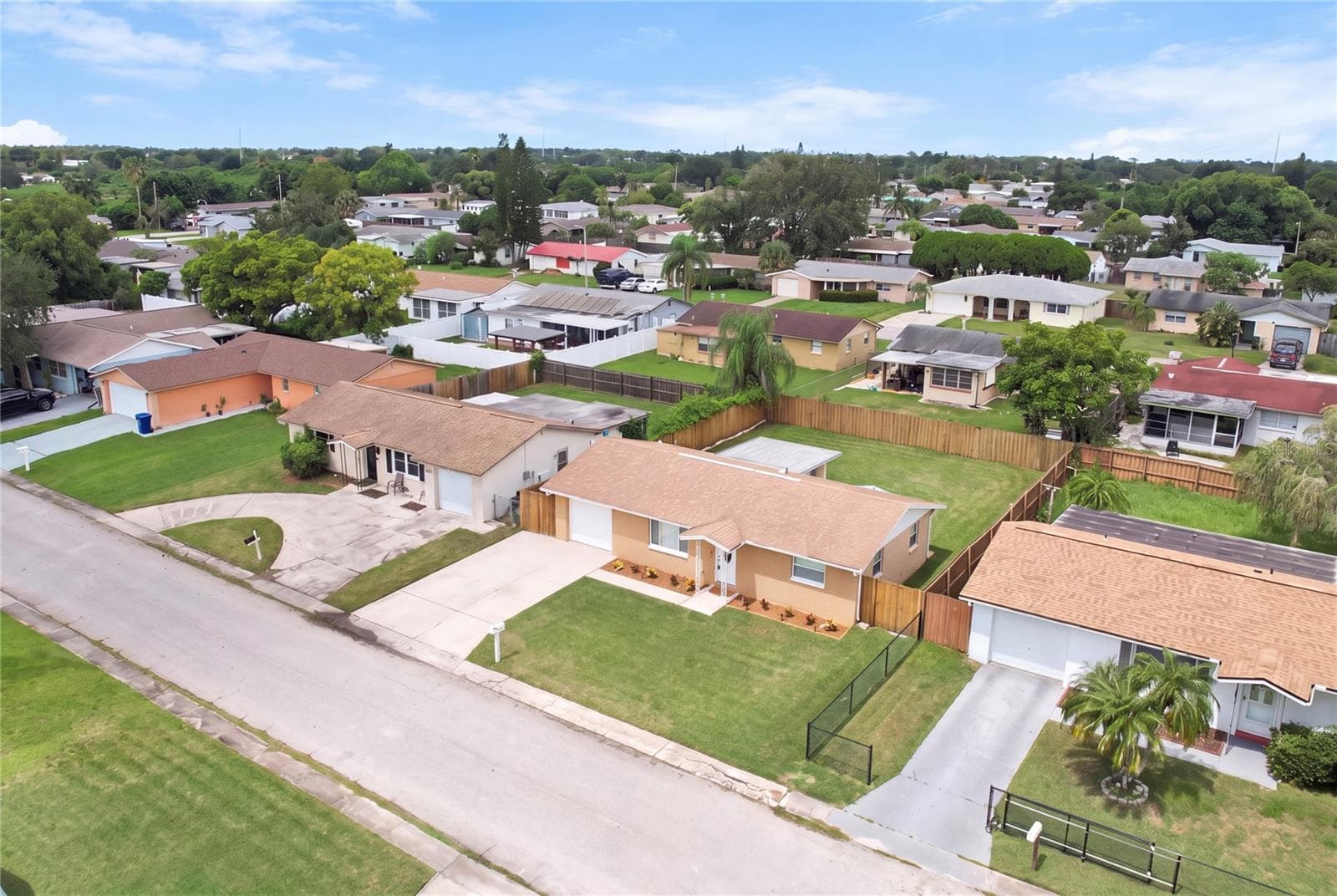 3339 Garfield Dr photo 3
