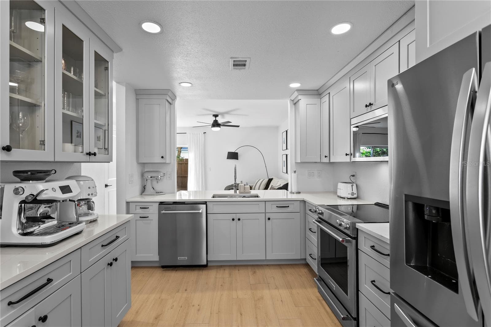 409 S Audubon Ave #2 photo 3
