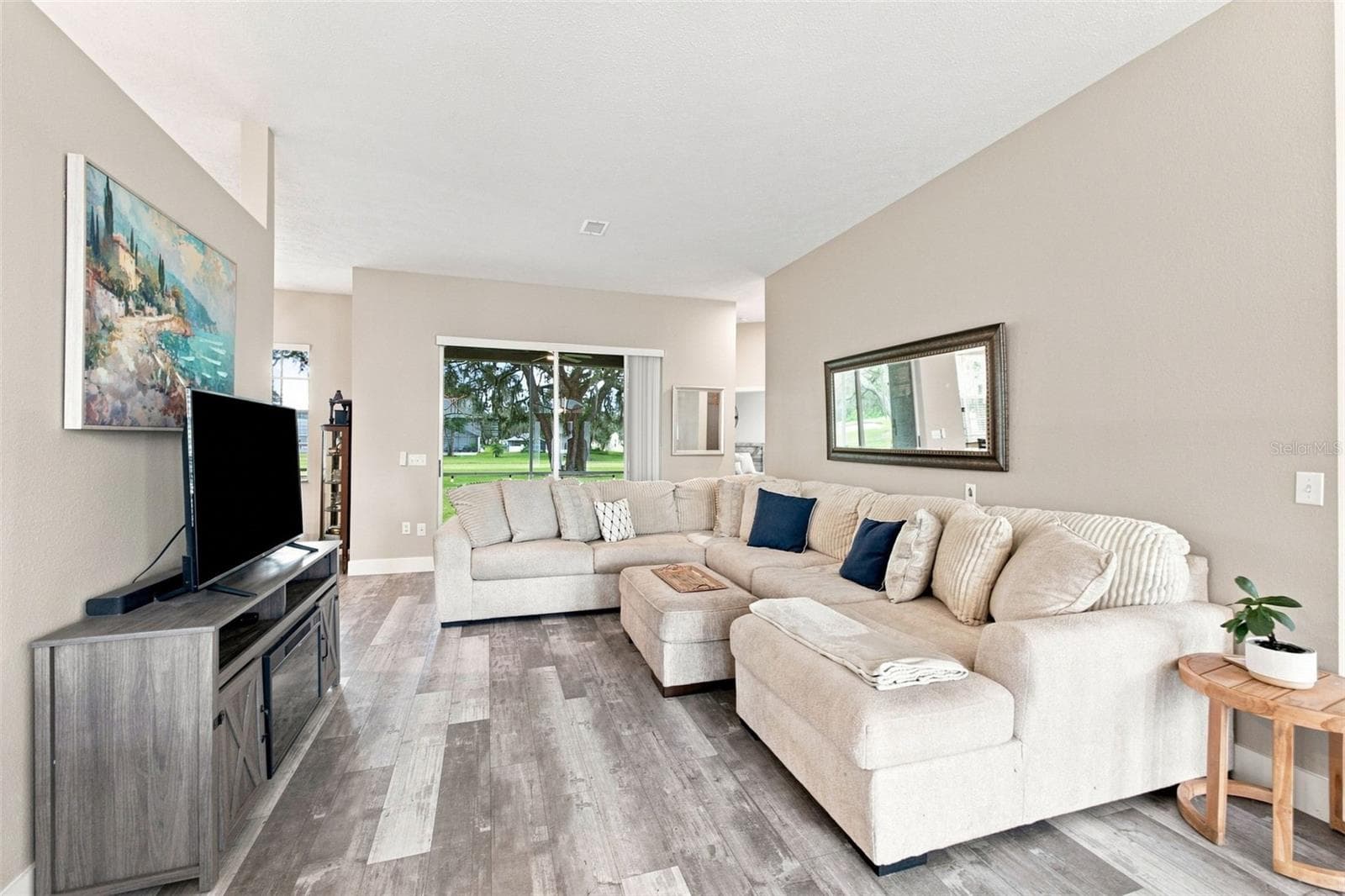 13540 Knotty Ln photo 4