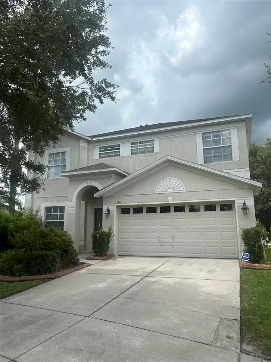 13914 Chalk Hill Pl photo 2