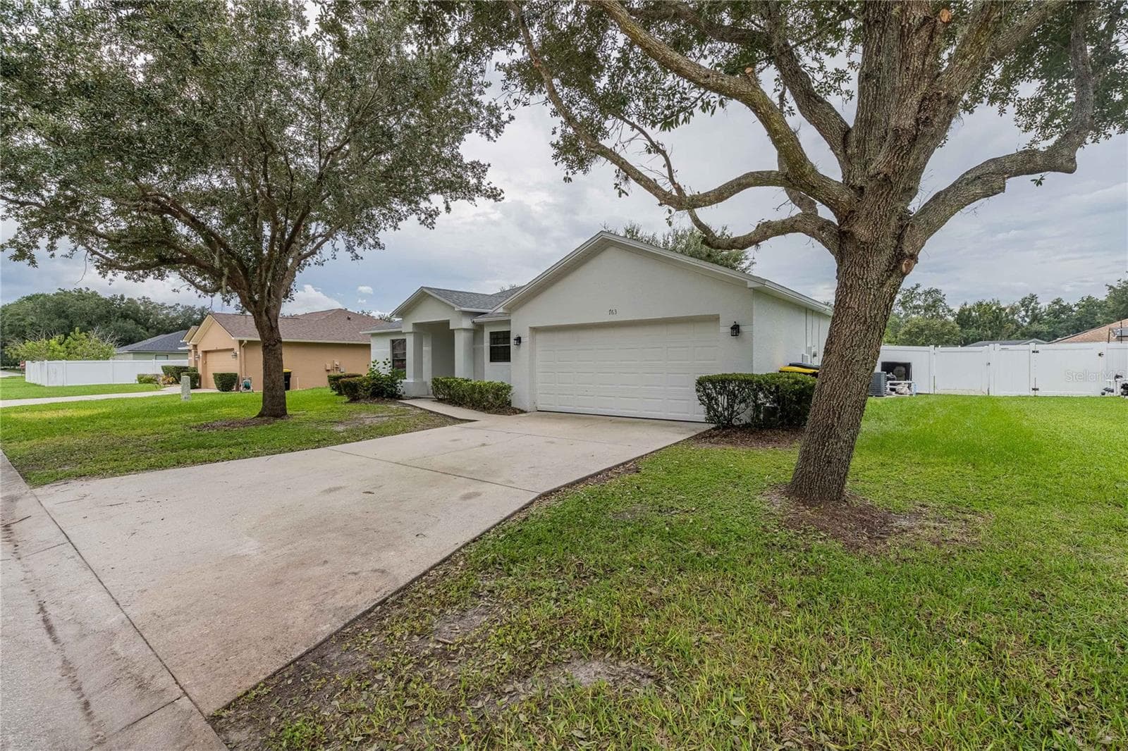 763 Barrister Dr photo 3