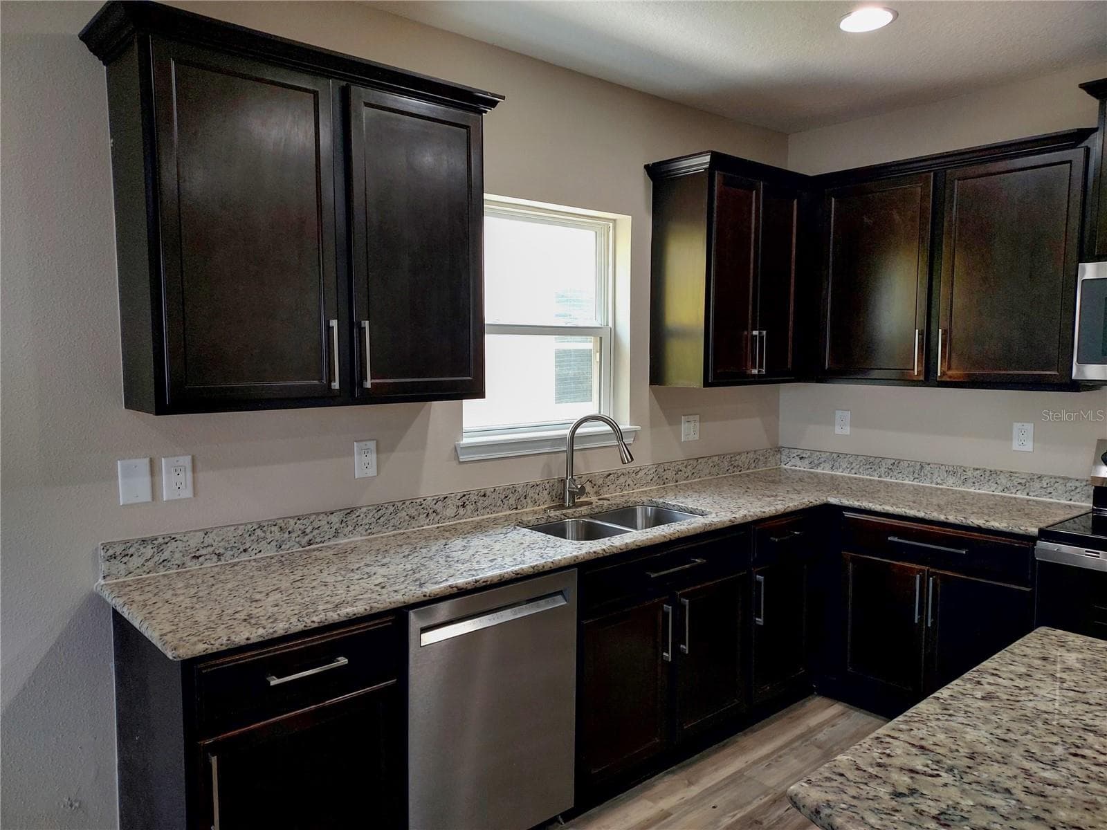 4743 Somerset Hill Ln photo 5