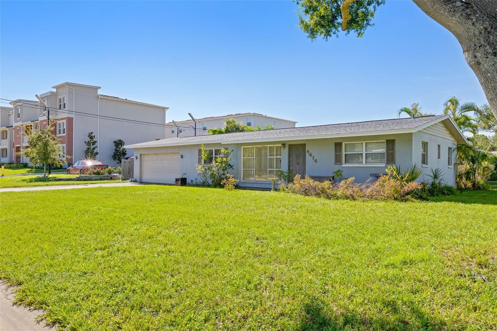 4414 W Fair Oaks Ave photo 2