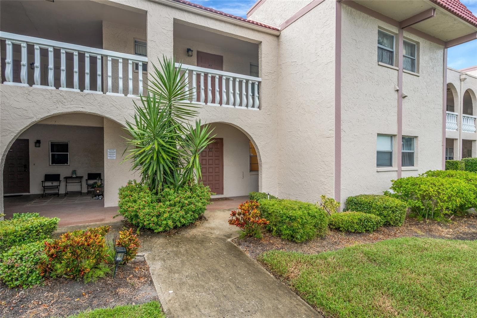 9700 Starkey Rd #113 photo 3