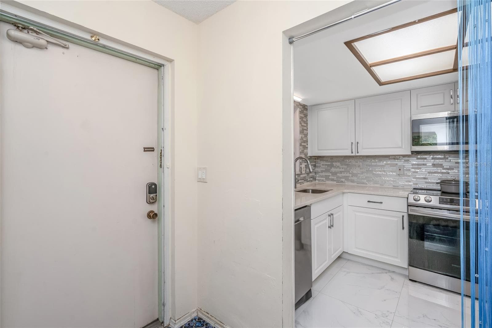 9700 Starkey Rd #113 photo 4