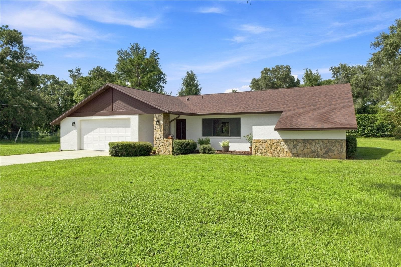 15125 Willowood Ln photo 2
