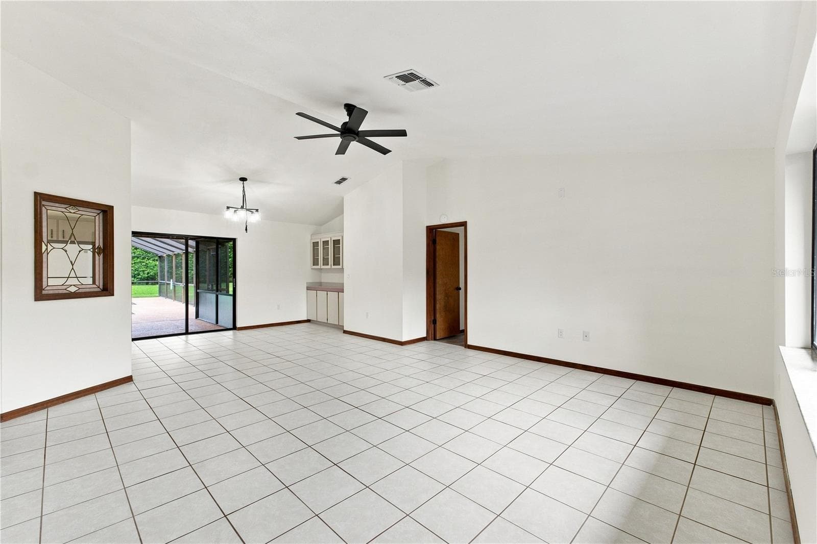 15125 Willowood Ln photo 5