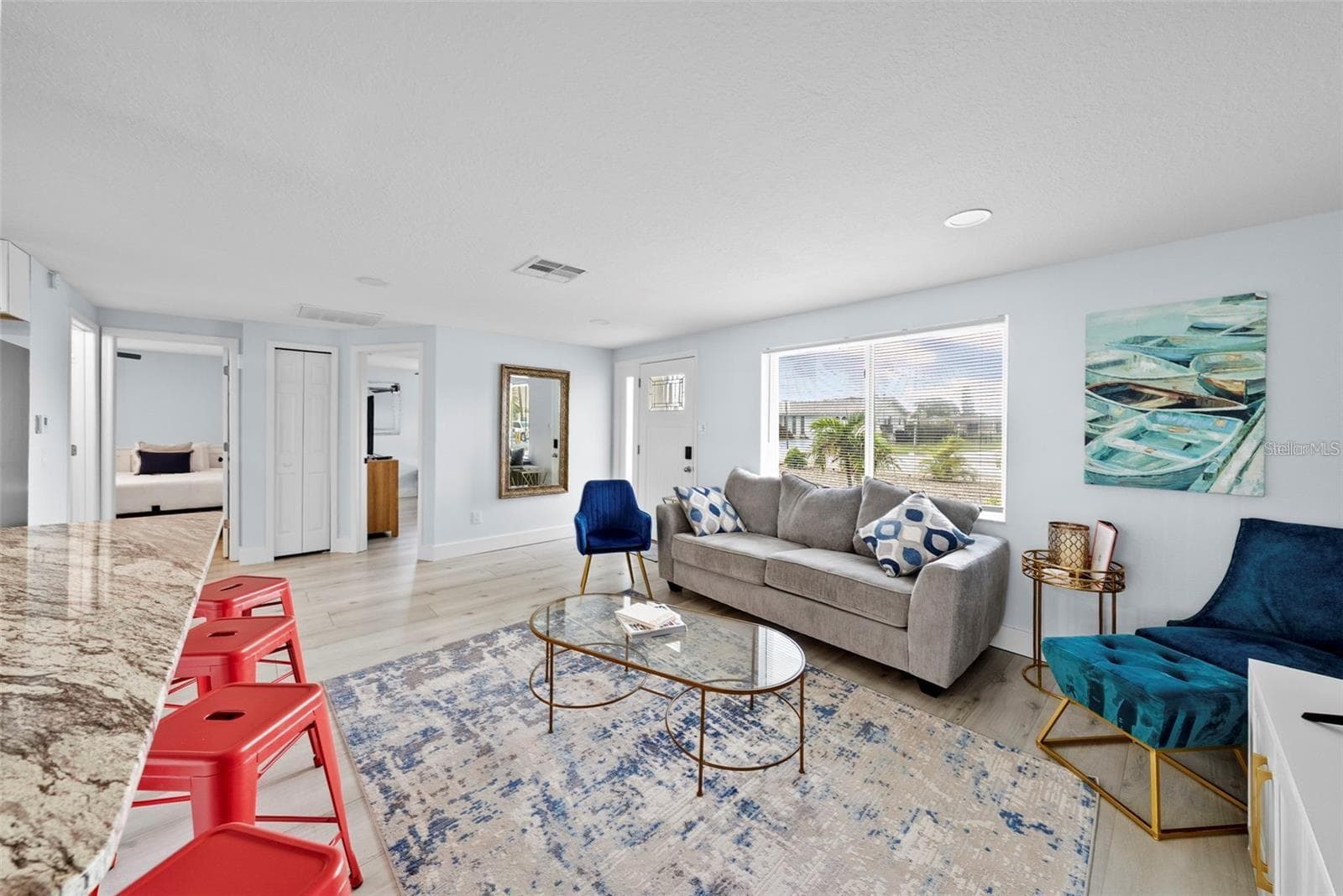 13704 Veronica Dr photo 4